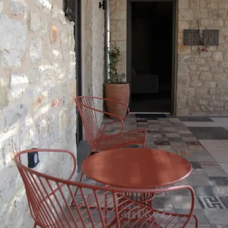 Lithero Suites Stemnitsa Exterior photo