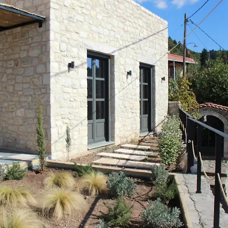Lithero Suites Stemnitsa Exterior photo